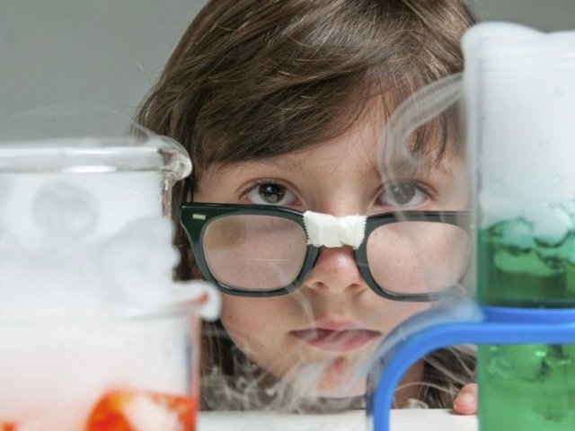 Research Experiments For Children In Domestic Settings